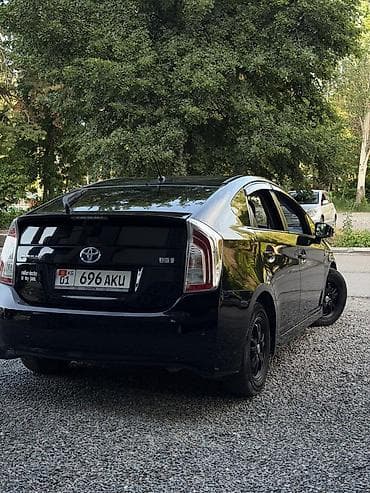 prius: Toyota Prius: 2015 г., 1.8 л, Автомат, Гибрид, Хэтчбэк — 3