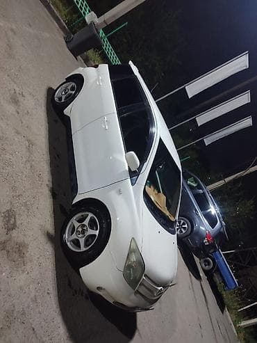 тойота 1.6: Toyota Ist: 2002 г., 1.5 л, Автомат, Бензин, Хэтчбэк — 2