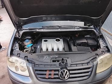 touran: Volkswagen Touran: 2005 г., 1.9 л, Робот, Дизель, Минивэн — 2