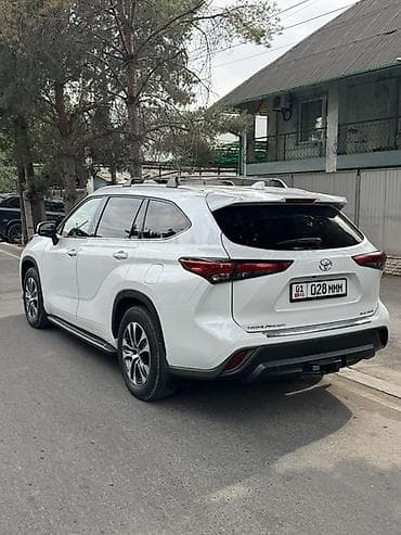 bcd com kg: Toyota Highlander: 2022 г., 3.5 л, Автомат, Бензин, Кроссовер — 7