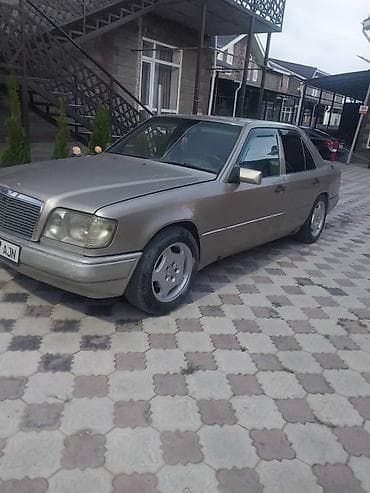 Mercedes-Benz W124: 1990 г., 2.3 л, Механика, Бензин, Седан
