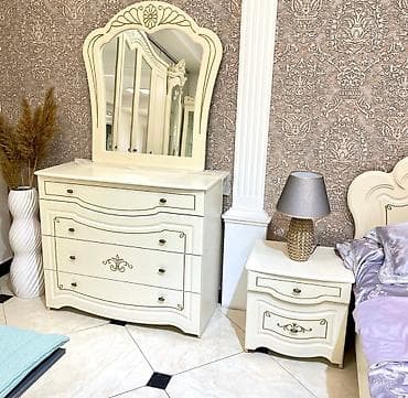 Текчелер, стеллаждар, секичелүү койгучтар: Уктоочу бөлмө гарнитуру, Колдонулган, Эки кишилик керебет, Белоруссия, Өзү алып кетүү, Акылуу жеткирүү, түсү - Саргыч боз — 2