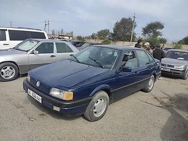 Volkswagen Passat: 1991 г., 1.8 л, Седан at lalafo.kg Volkswagen Passat: 1991 г., 1.8 л, Седан