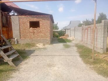 дом недостроенный: Дом, 140 м², 5 комнат — 2