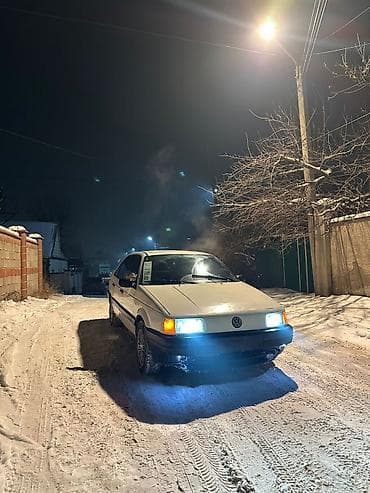 двер пассат: Volkswagen Passat: 1991 г., 1.8 л, Механика, Бензин, Седан — 1