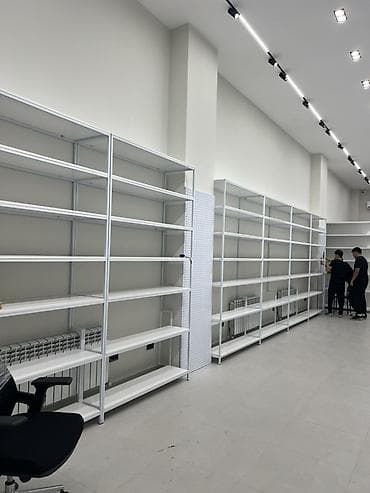 полки стеклянные: Металлические стеллажи для магазина/шоурума - Конструкция: модульная — 10