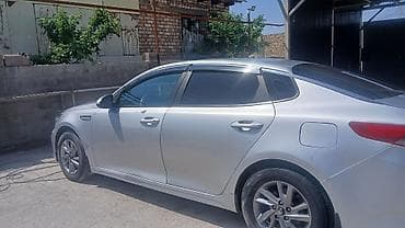 вариянты: Kia K5: 2018 г., 0.2 л, Автомат, Газ, Седан — 2