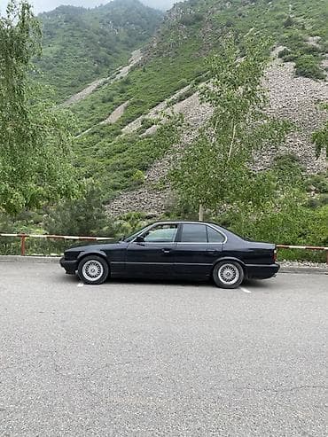 ом 662: BMW 5 series: 1991 г., 2 л, Механика, Бензин, Седан — 4