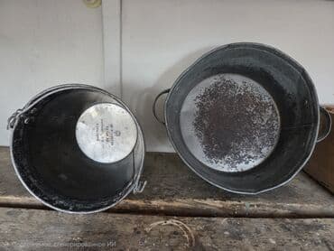 ведро эмалированная: Оцинкованные металлическое ведро и таз. Ведро объем 9 литров. - — 2