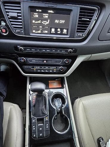 16v: Kia Carnival: 2020 г., 2.2 л, Автомат, Дизель, Минивэн — 3
