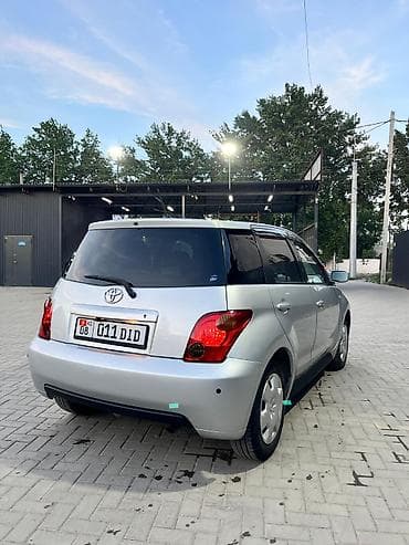 капот на тайота ист: Toyota Ist: 2003 г., 1.3 л, Автомат, Бензин, Хэтчбэк — 5
