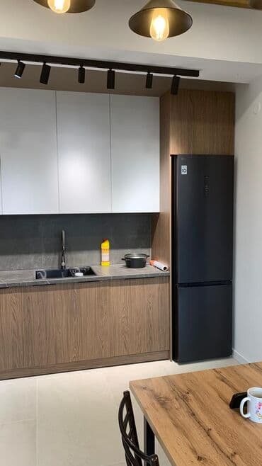 стол шкаф кухонный: Кухонный гарнитур, Новый, Дерево — 1