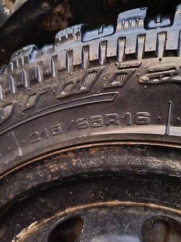 195 14 с: Колеса в сборе 215 / 65 / R 16, Всесезонная, Б/у, Запаска, Легковые, Железные, отверстий - 5 — 2