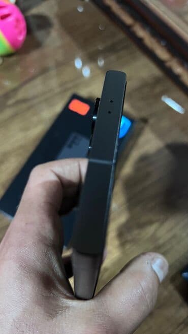 монитор 120 гц: Samsung Galaxy S24 Ultra, Б/у, 256 ГБ, цвет - Черный, eSIM — 5