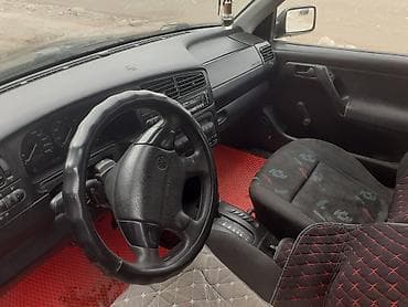Volkswagen: Volkswagen Golf: 1994 г., 0.2 л, Автомат, Хэтчбэк — 8