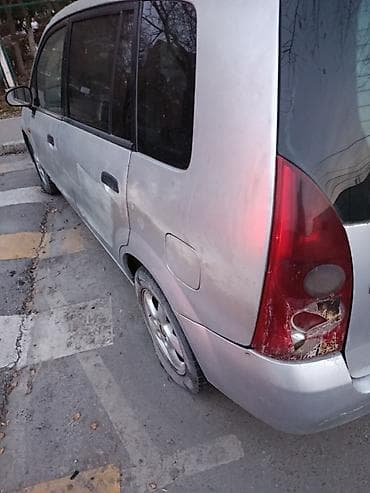 Продажа авто: Mazda PREMACY: 2005 г., 2 л, Механика, Дизель, Минивэн — 5