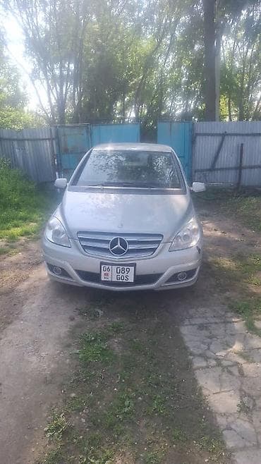 Продажа авто: Mercedes-Benz B-Class: 2010 г., 1.7 л, Автомат, Бензин, Хэтчбэк — 5