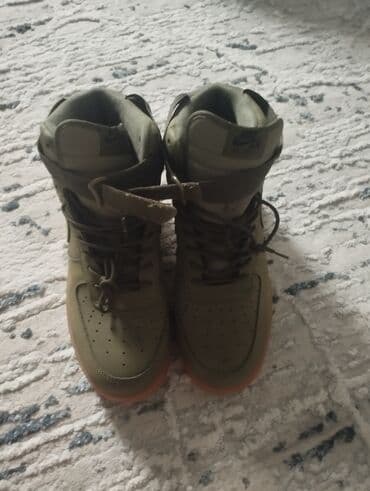 Мужские кроссовки, 40.5, Nike, Новый, цвет - Зеленый, Самовывоз