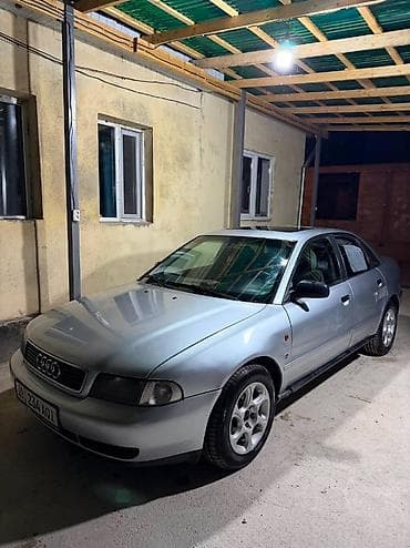Audi A4: 1995 г., 1.8 л, Бензин, Седан