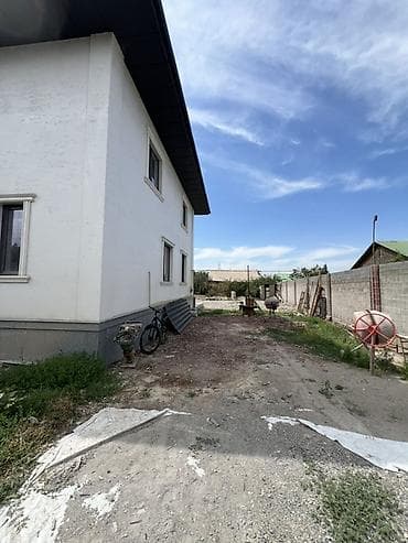 Дома: Ак Орго ж/м ПСО эки этаж үй сатылат Участок 5 соток фактически 7 — 3