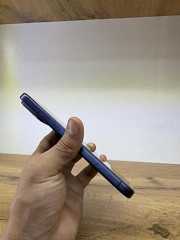 iphone sr: IPhone 17 Pro Max, 256 ГБ, Синий, Коробка, В рассрочку, 100 % — 5