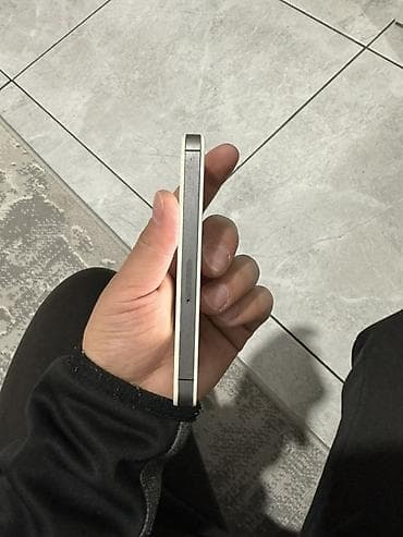 Apple iPhone: IPhone 4, Белый — 6