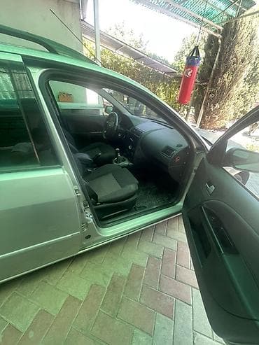 албан авто: Ford Mondeo: 2002 г., 1.8 л, Механика, Бензин, Универсал — 6