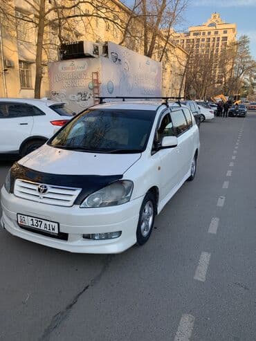 лебедка на авто: Toyota Ipsum: 2002 г., 2.4 л, Автомат, Бензин, Минивэн — 2