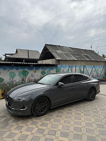 Продажа авто: Hyundai Sonata: 2022 г., 2 л, Автомат, Газ, Седан — 2