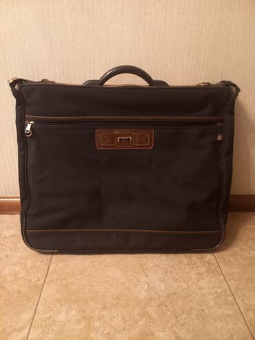 чемодан дорожный бу: Продаю портплед(сумка-чехол для костюмов и личных вещей). Производство — 11