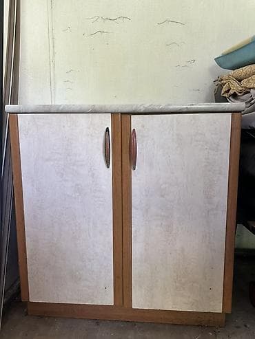 шкаф кухня бу: Тумба для кухни, Б/у, Без мойки, Напольная, Самовывоз, цвет - Бежевый — 1