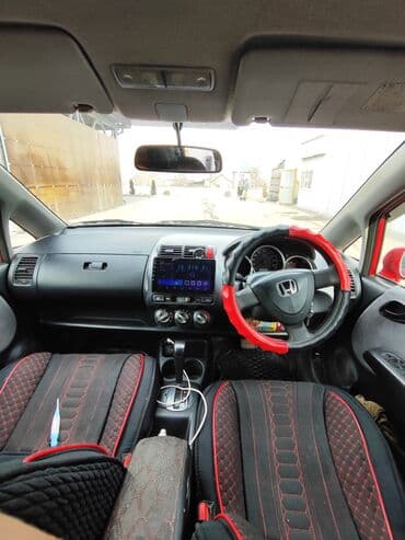 обмен на цивик: Honda Fit: 2003 г., 1.3 л, Вариатор, Бензин — 6