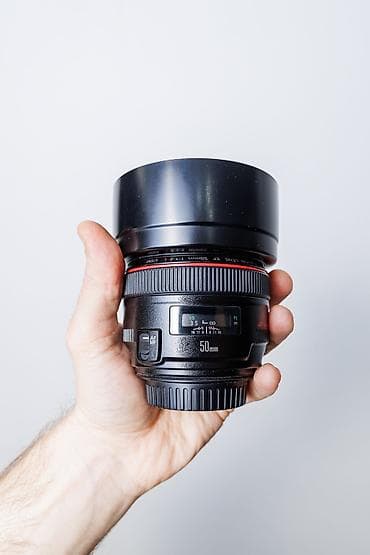 Продам объектив Canon EF 50mm f/1.2L USM в отличном состоянии. Полный