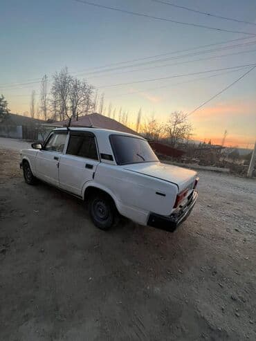 на ваз 2101: ВАЗ (ЛАДА) 2107: 2001 г., Механика, Бензин, Седан — 2