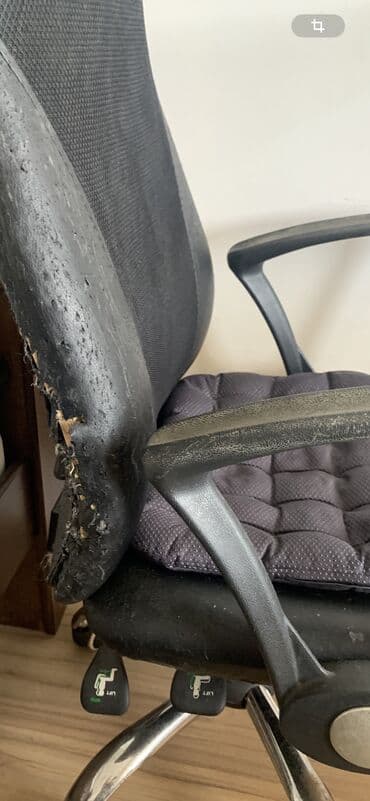 столы для пк: Рабочее кресло для офиса без подушки — 4