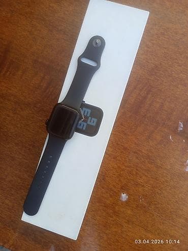 iphone xe: Apple Watch SE (2‑го поколения), модель A2722 Размер корпуса: 40 мм — 2