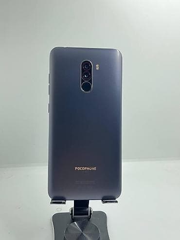iphone xc: Poco Pocophone F1, Б/у, 128 ГБ, цвет - Черный, 2 SIM — 4