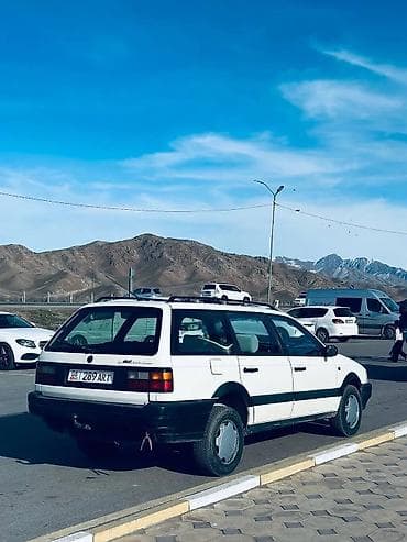 mini cuper: Volkswagen Passat: 1991 г., 1.8 л, Механика, Бензин, Универсал — 10