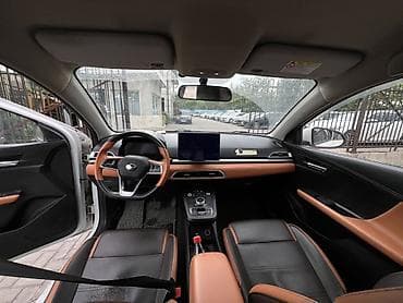 a2 group: BYD E2: 2021 г., Электромобиль, Седан — 6