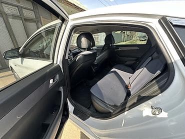 Транспорт: Hyundai Sonata: 2018 г., 0.2 л, Автомат, Газ, Седан — 10