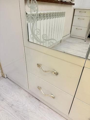 шкаф с тумбой: Шифоньер, шкаф для одежды, Прямой, ЛДСП — 3