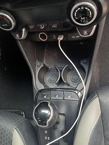 Kia Morning: 2019 г., 1 л, Автомат, Бензин, Хэтчбэк — 7