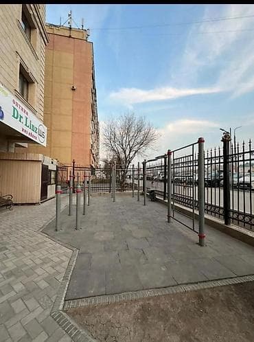 джал 3ком кв: 3 комнаты, 81 м² — 6