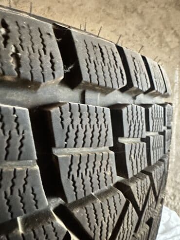 новые зимние шины: Шины 255 / 55 / R 19, Зима, Б/у, Комплект, Внедорожные (АТ/МТ), Maxxis — 2