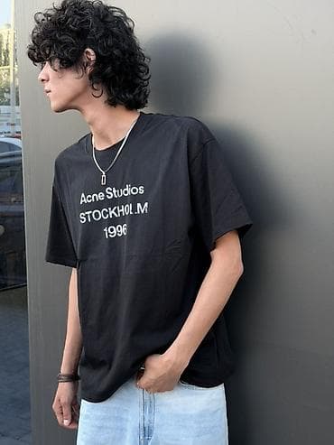 кийим алам: Футболки с принтами, унисекс, свободный крой (oversize). Особенности — 8