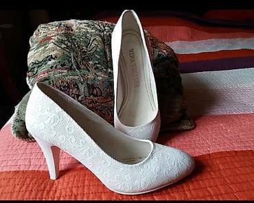 Туфельки 36. Надеты один раз. 1500 сом at lalafo.kg Туфельки 36. Надеты один раз. 1500 сом