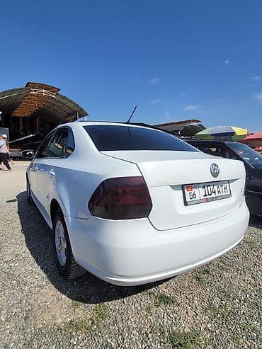 mini cooper: Volkswagen Polo: 2014 г., 1.6 л, Механика, Бензин, Седан — 5
