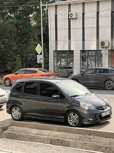 jak авто: Honda Fit: 2008 г., 1.3 л, Вариатор, Бензин, Хэтчбэк — 9