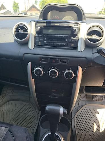 Toyota: Toyota Ist: 2003 г., 1.5 л, Автомат, Бензин, Хетчбек — 4