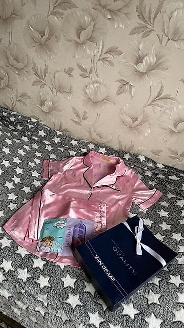 tech fleese: Пижамный комплект женский - Материал: атлас/сатин с легким блеском - — 4